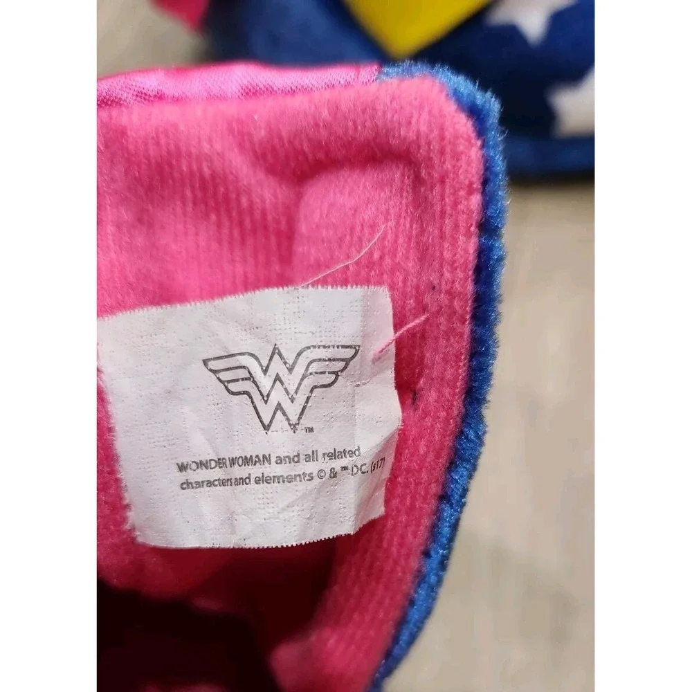 DC Comic Wonder Woman Toddler Pink House Shoes Slippers Size S‎ 5/6